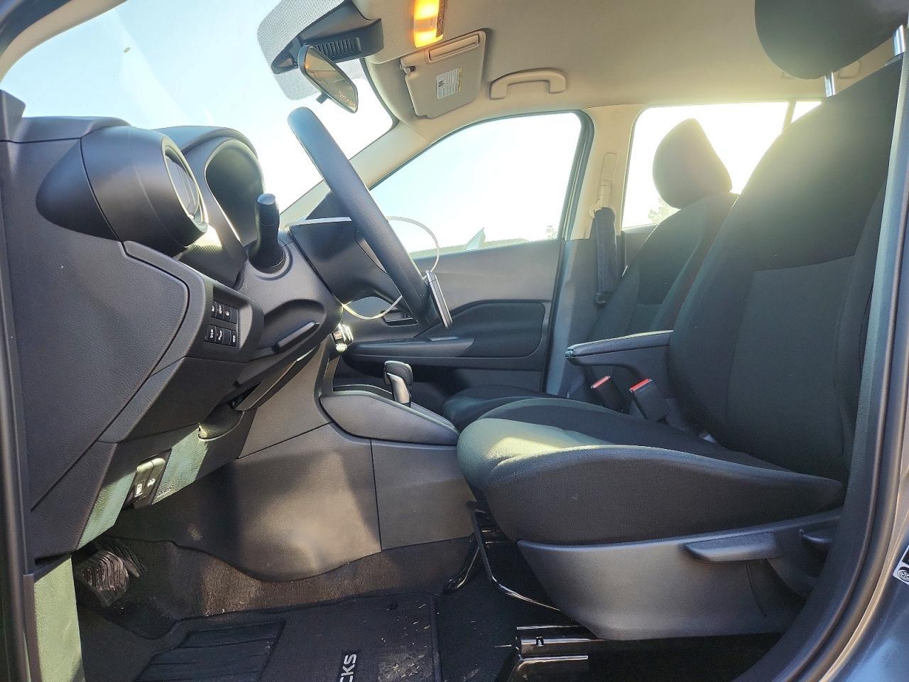 2024 Nissan Kicks S - zdjęcie 7