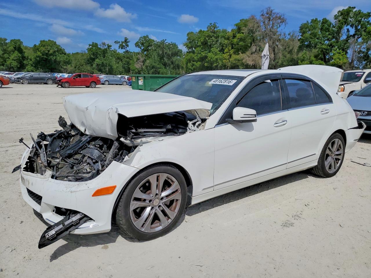 2013 Mercedes-Benz C 250 - zdjęcie główne