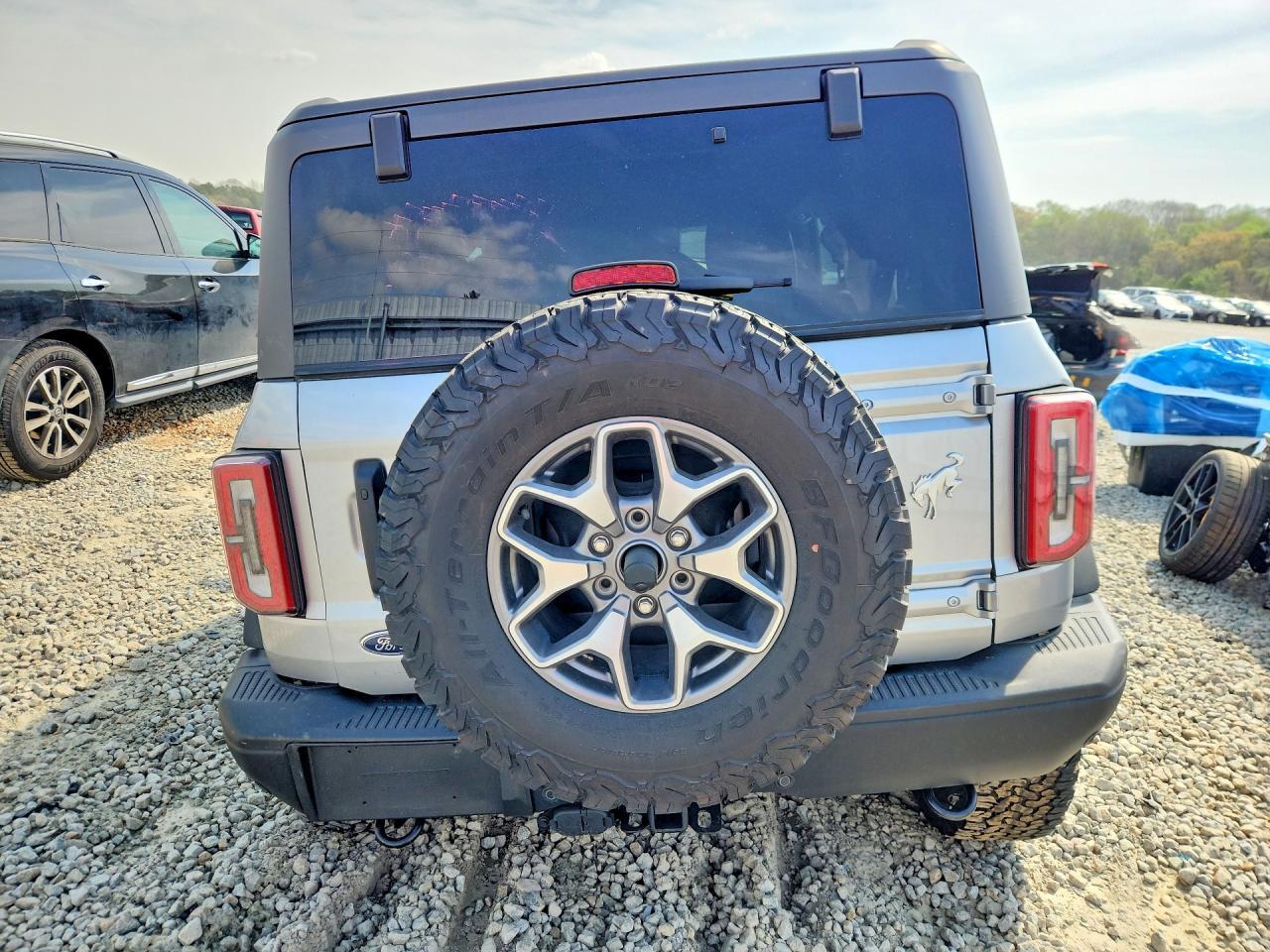 2023 Ford Bronco Base - zdjęcie 6