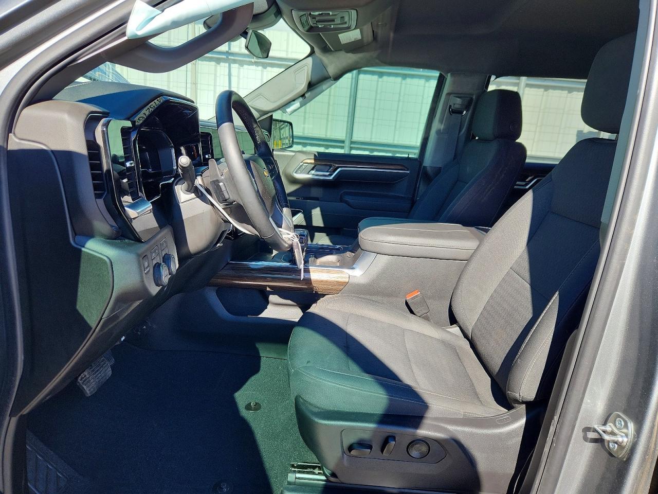 2025 Chevrolet Silverado K1500 Lt - zdjęcie 7
