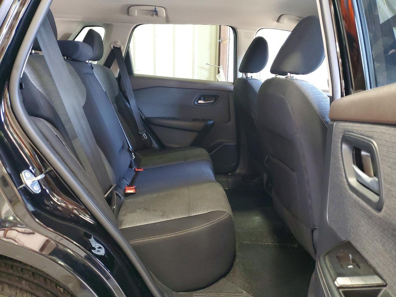 2021 Nissan Rogue Sv - zdjęcie 11