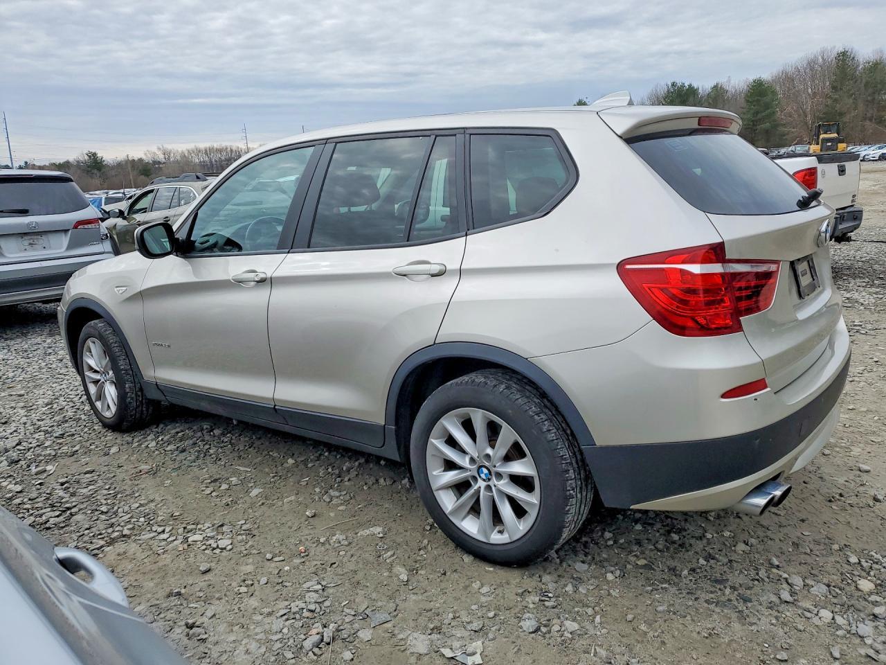 2013 BMW X3 xDrive28I - zdjęcie 2