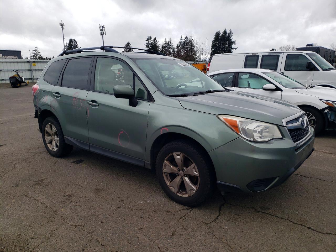 2014 Subaru Forester 2.5I Premium - zdjęcie 4