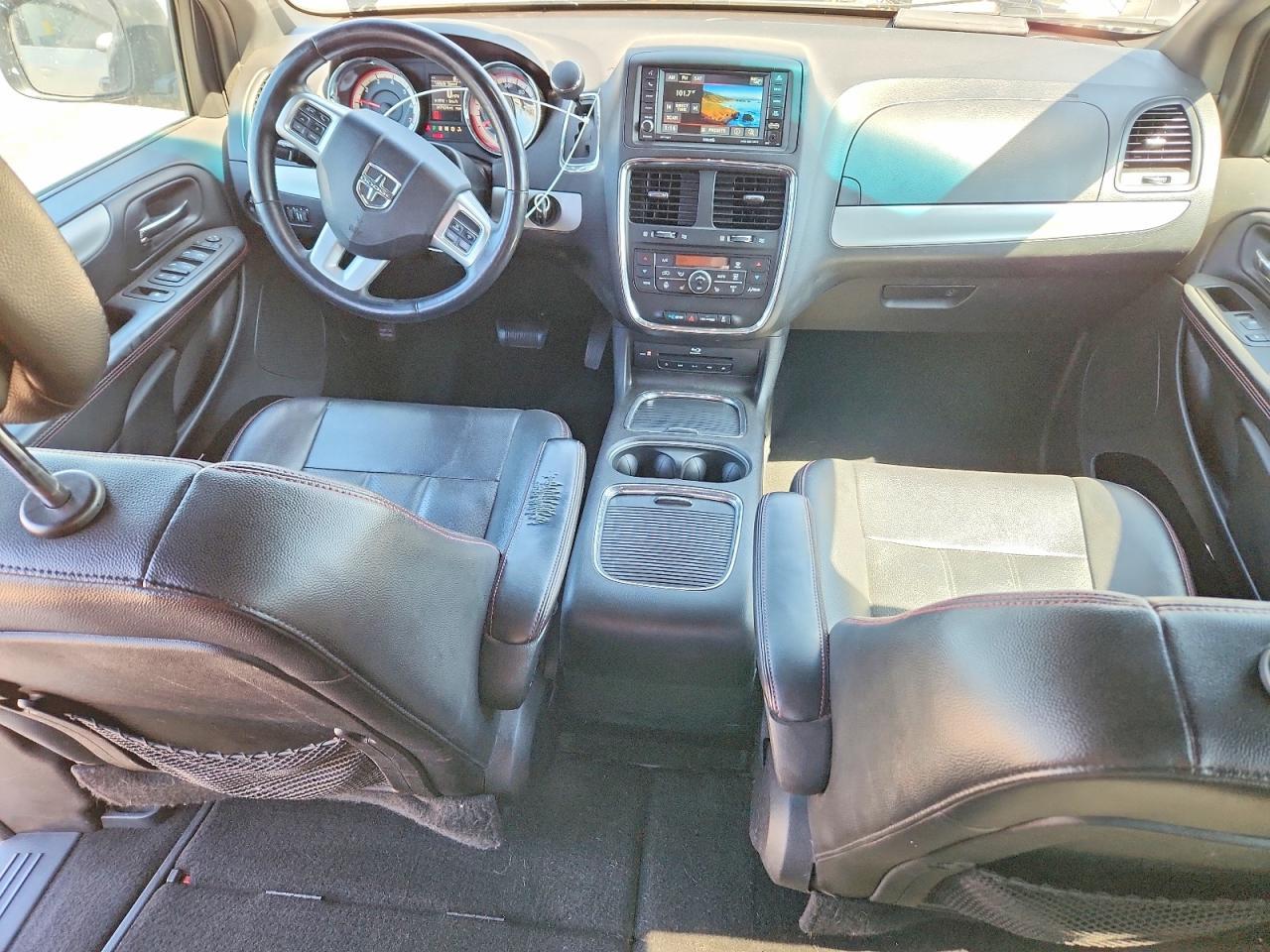 2015 Dodge Grand Caravan R - zdjęcie 8