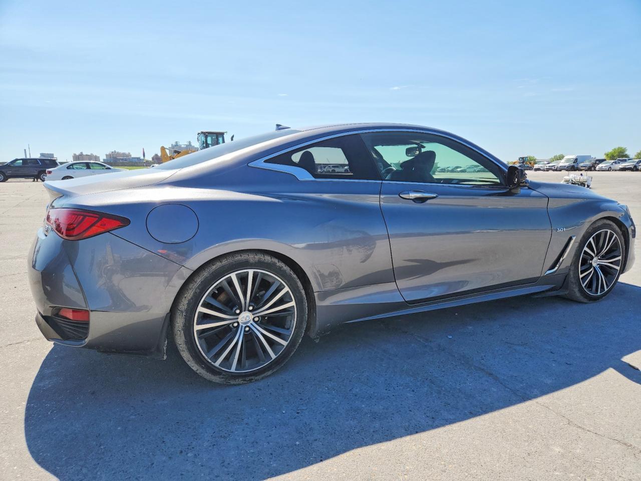 2018 Infiniti Q60 - zdjęcie 3