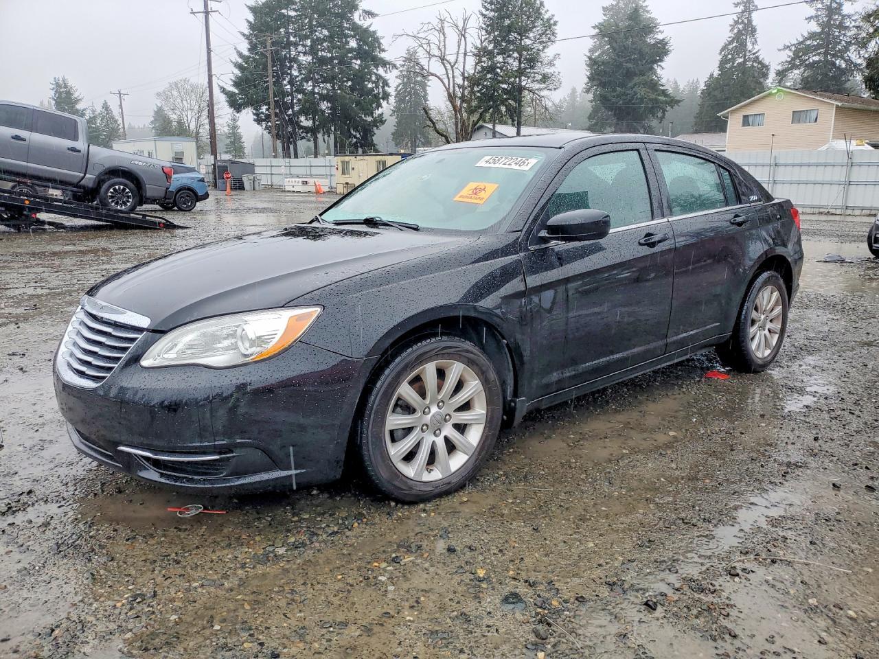 2013 Chrysler 200 Touring - zdjęcie główne