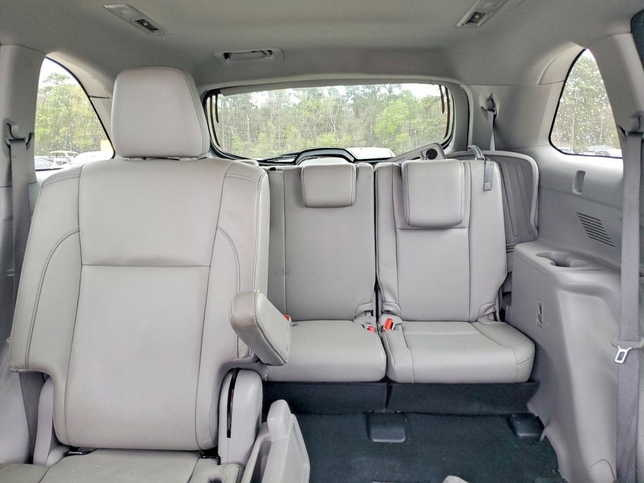 2017 Toyota Highlander Xle - zdjęcie 10