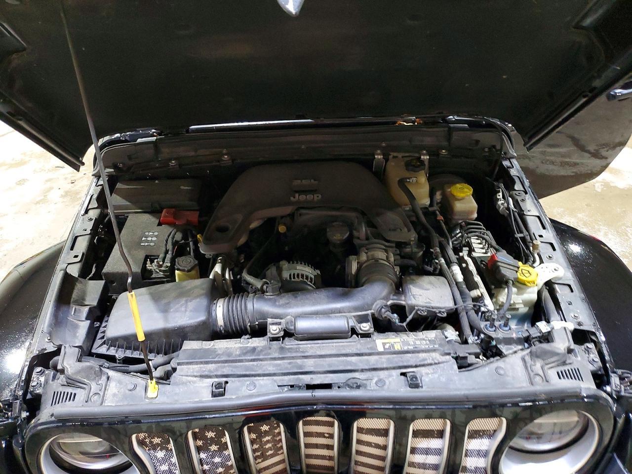 2018 Jeep Wrangler Unlimited Sahara - zdjęcie 12