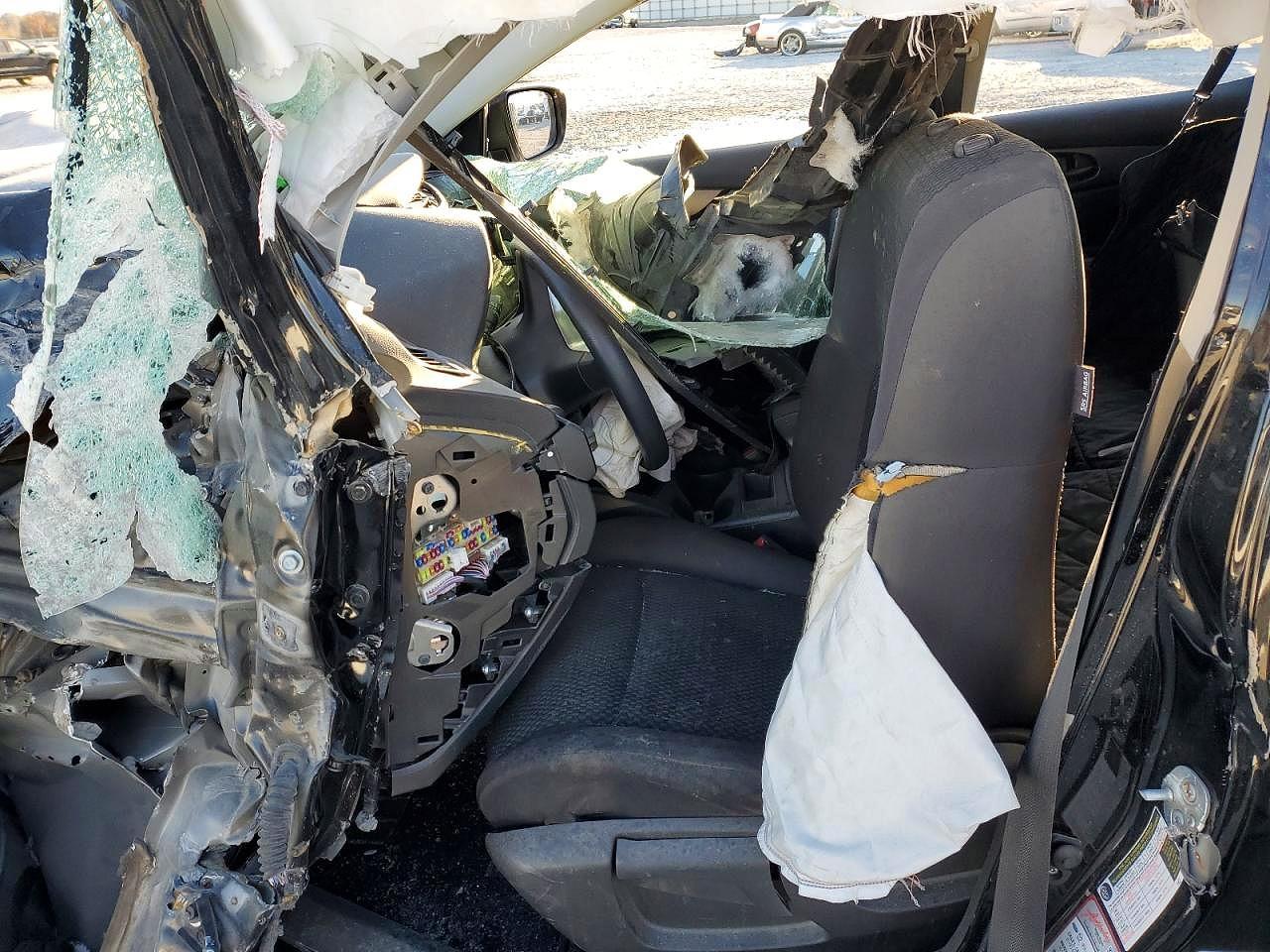 2017 Nissan Rogue Sport S - zdjęcie 7