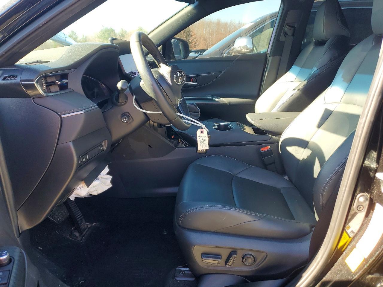 2023 Toyota Venza Nightshade Edition - zdjęcie 7