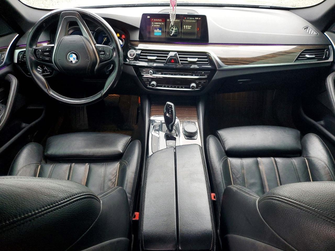 2018 BMW 530 I - zdjęcie 8