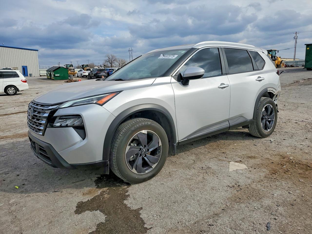 2024 Nissan Rogue Sv - zdjęcie główne