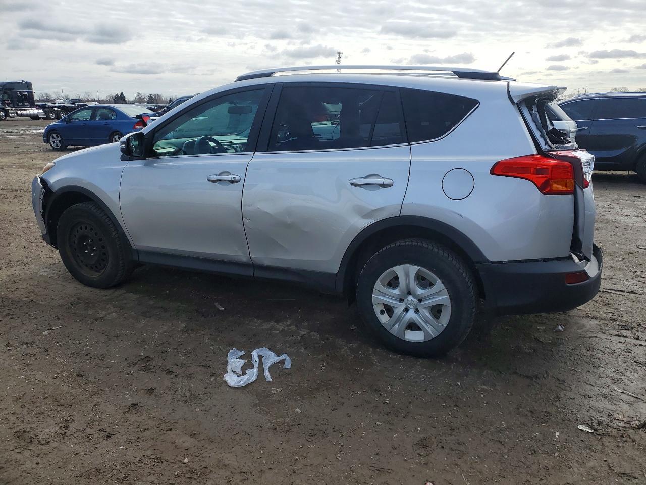 2015 Toyota Rav4 Le - zdjęcie 2