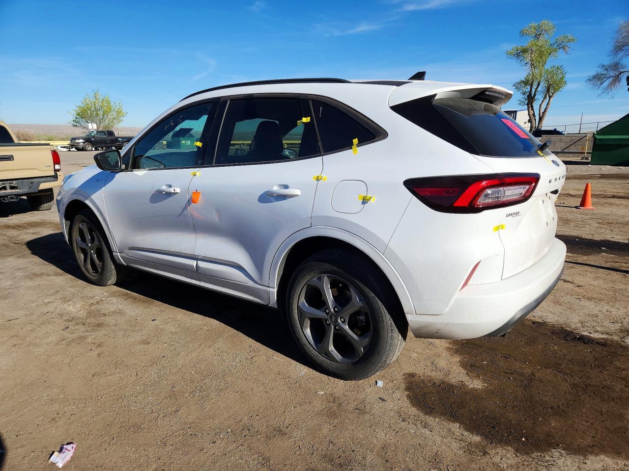 2023 Ford Escape St Line - zdjęcie 2