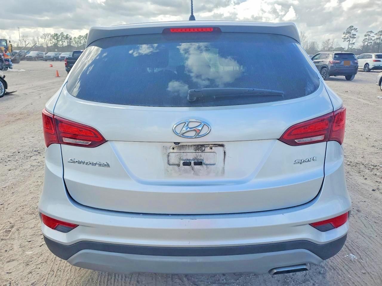 2018 Hyundai Santa Fe Sport 2.4L - zdjęcie 6