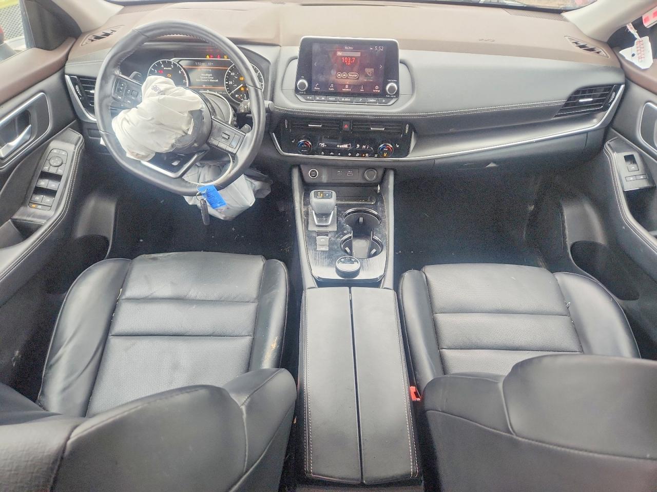 2021 Nissan Rogue Sv - zdjęcie 8