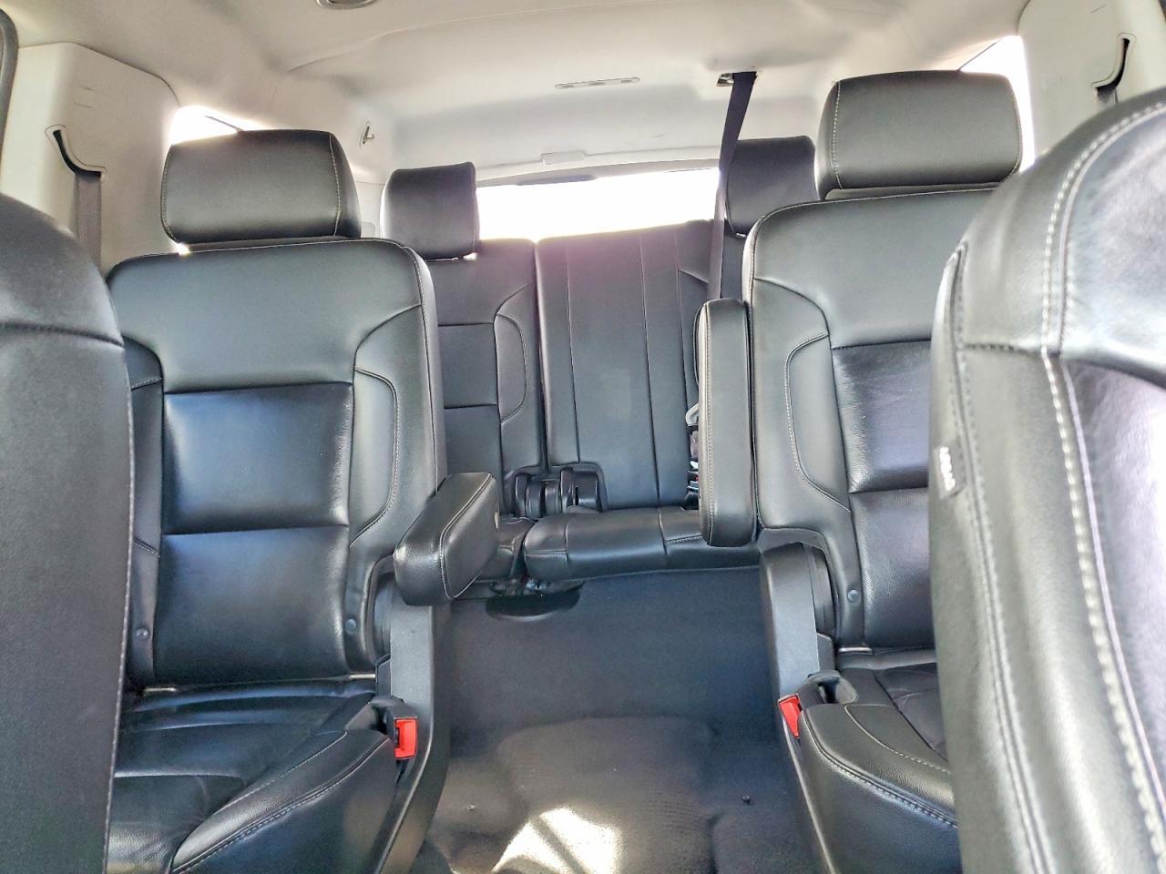 2019 Chevrolet Suburban K1500 Lt - zdjęcie 10