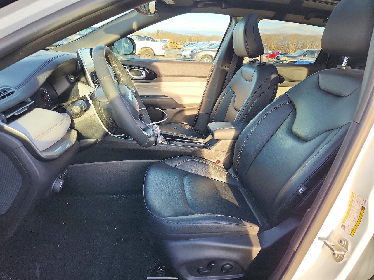 2025 Jeep Compass Limited - zdjęcie 7