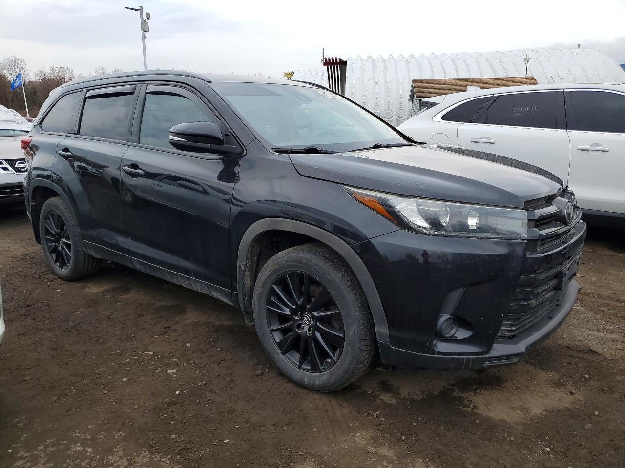 2019 Toyota Highlander Se - zdjęcie 4