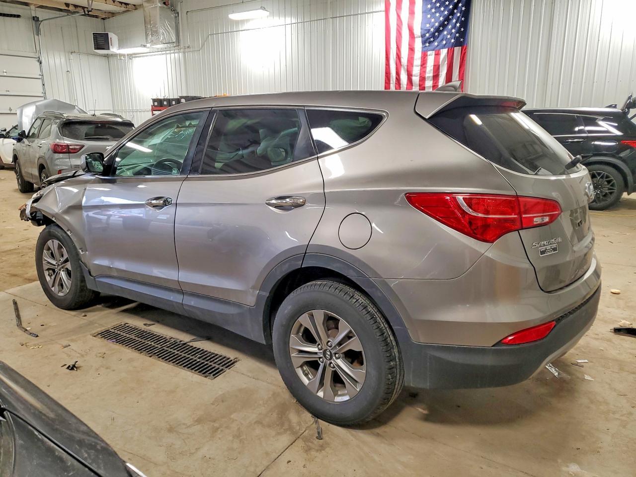 2016 Hyundai Santa Fe Sport 2.4L - zdjęcie 2