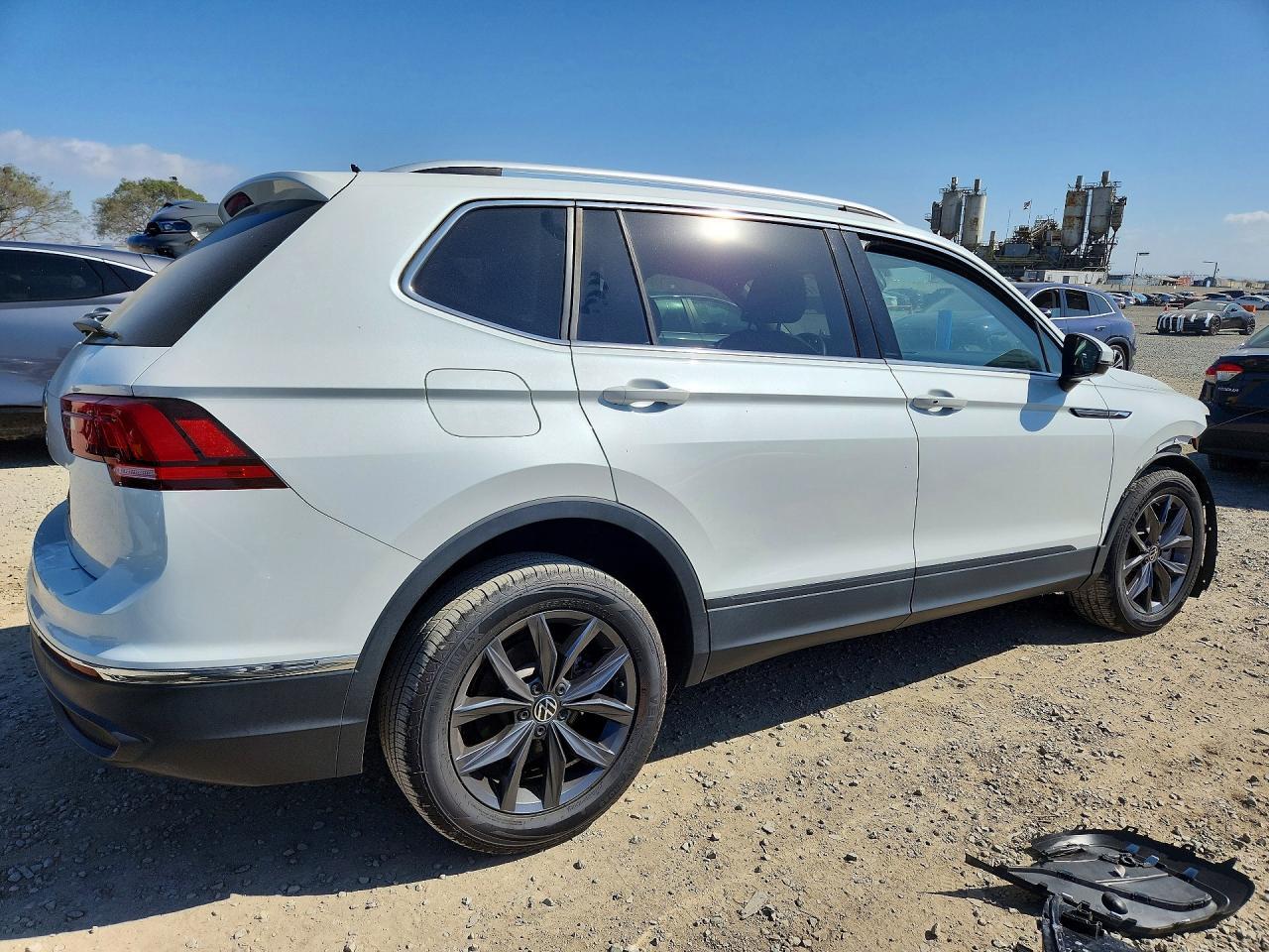 2023 Volkswagen Tiguan Se - zdjęcie 3
