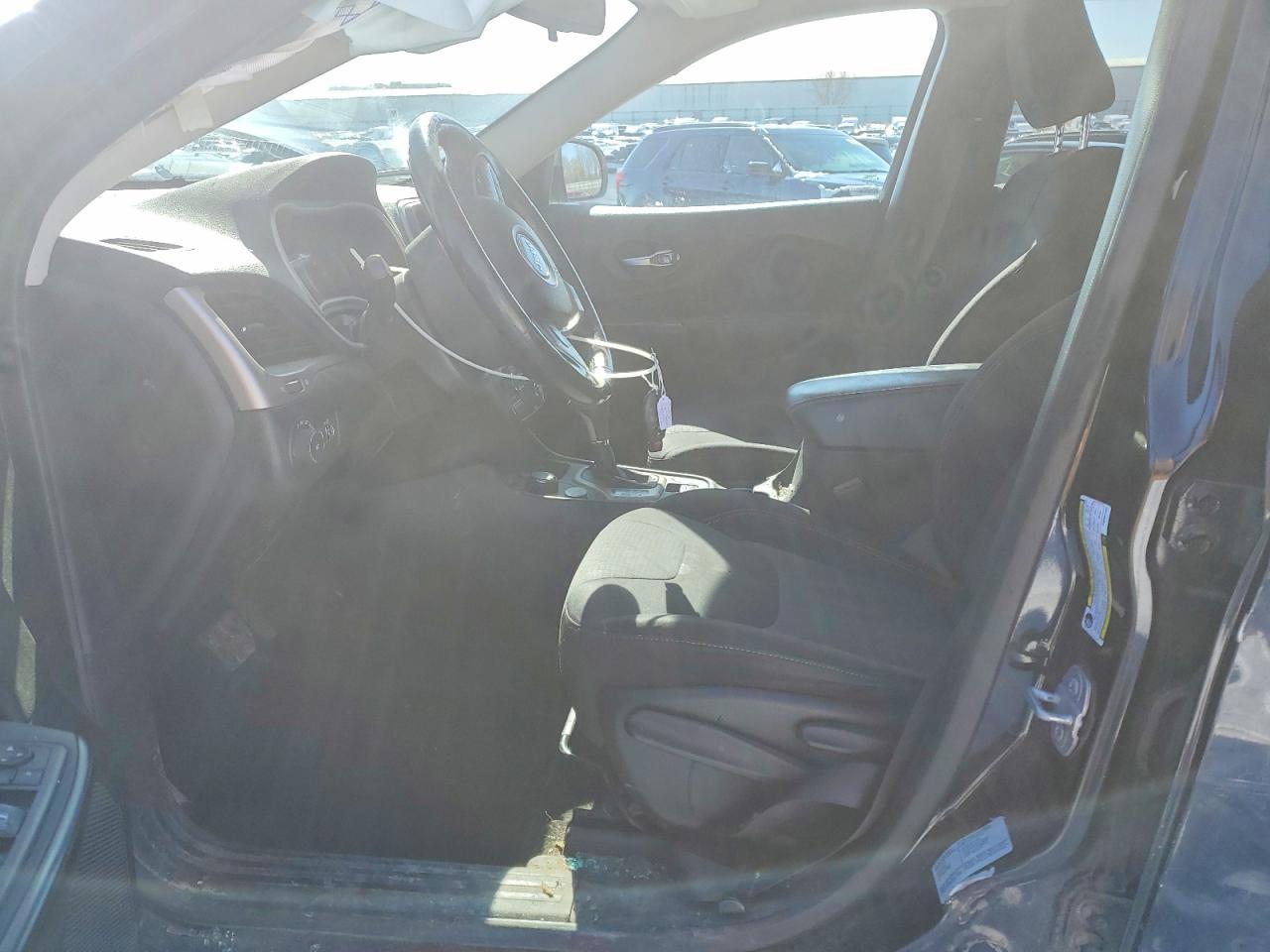 2015 Jeep Cherokee Latitude - zdjęcie 7