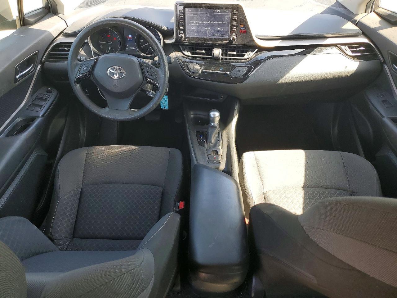 2021 Toyota C-Hr Le - zdjęcie 8