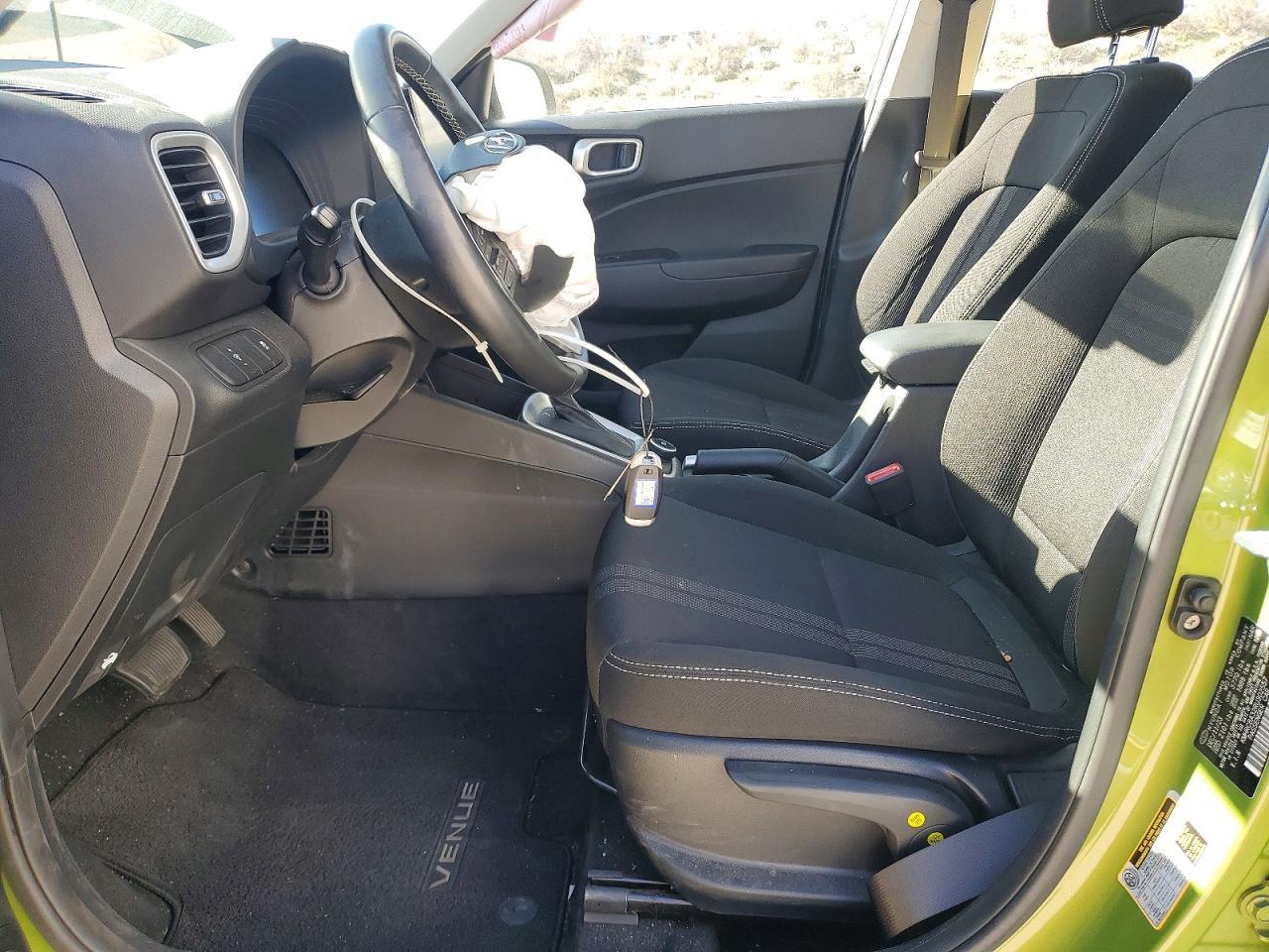 2024 Hyundai Venue Sel - zdjęcie 7