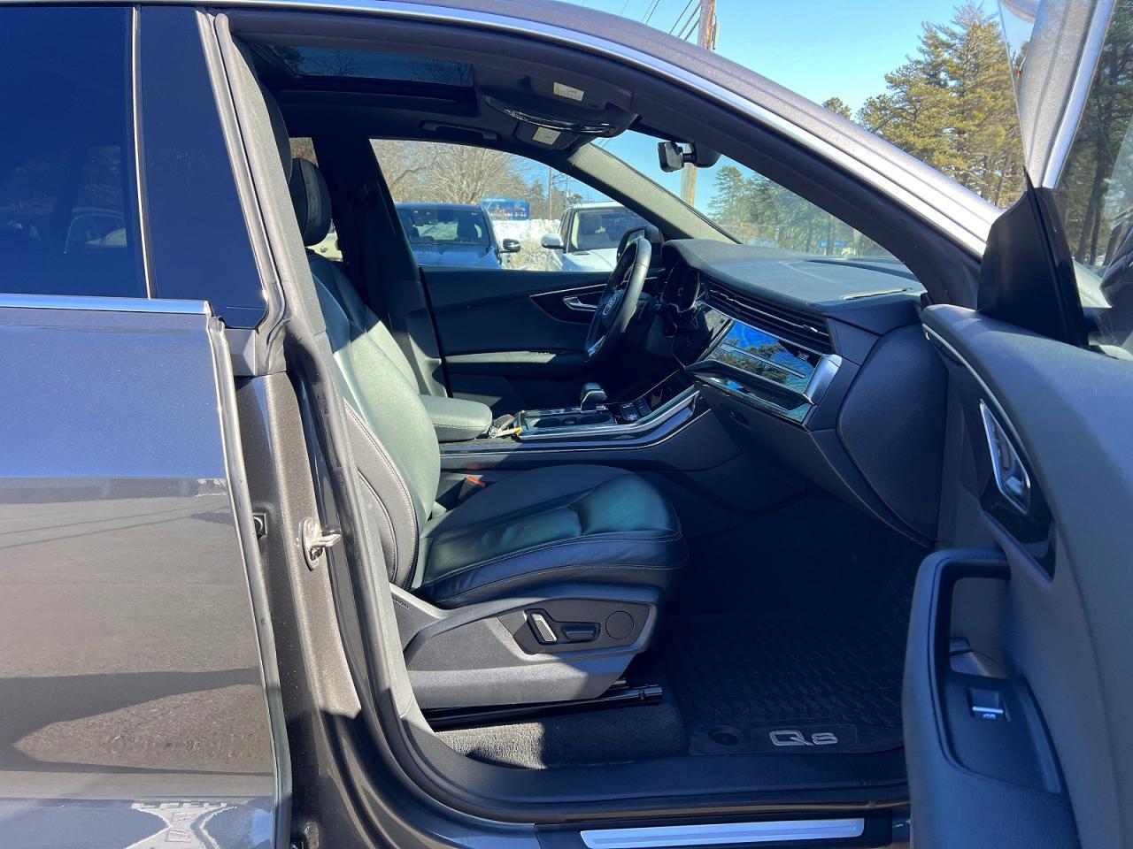 2019 Audi Q8 Premium - zdjęcie 5