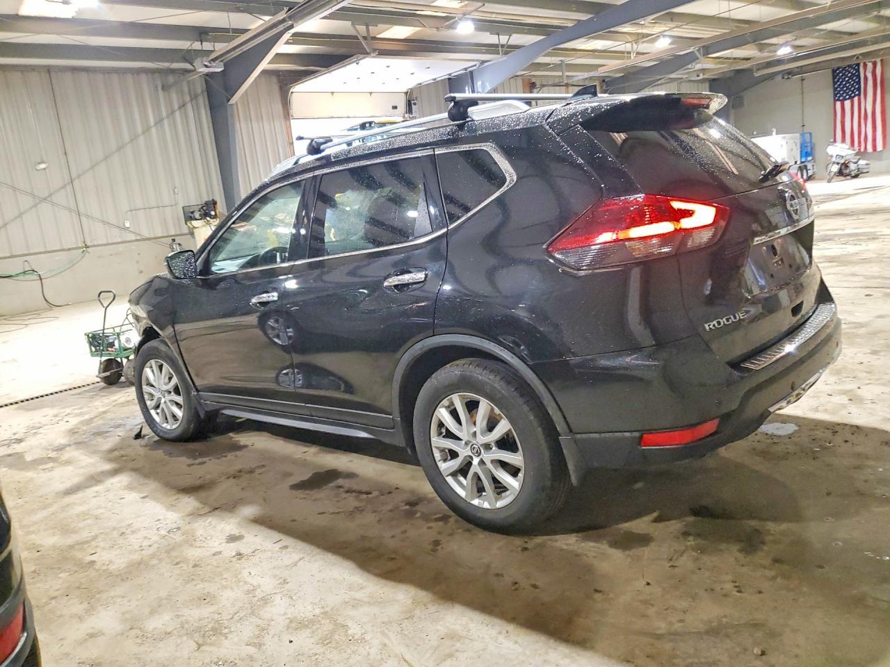 2019 Nissan Rogue Sv - zdjęcie 2
