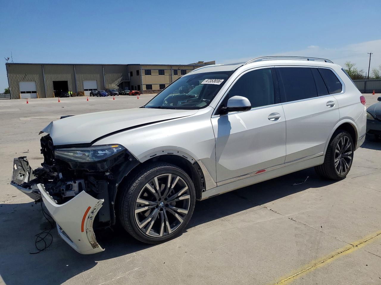 2019 BMW X7 xDrive40I - zdjęcie główne