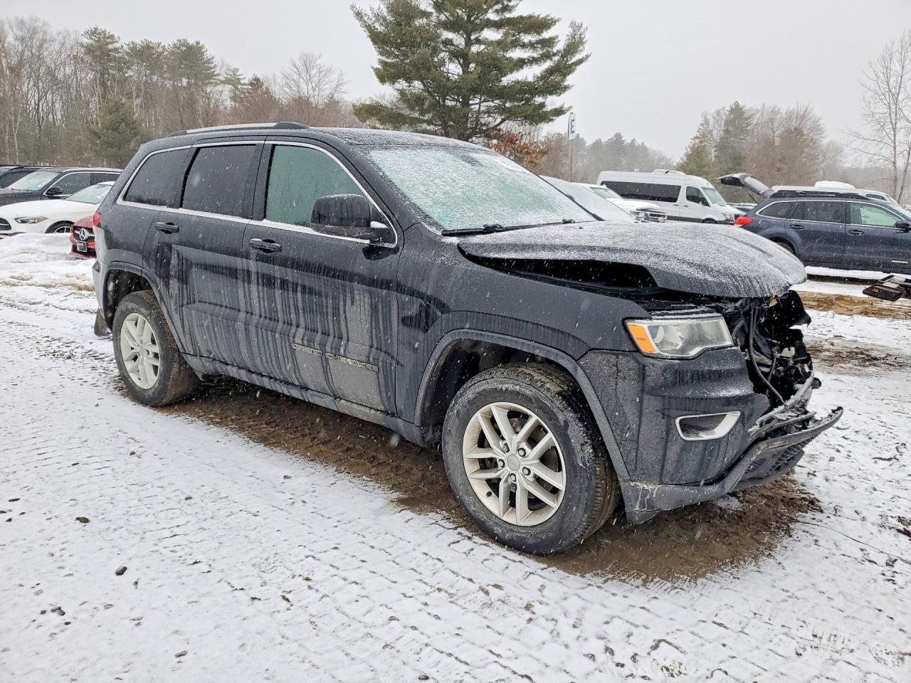 2018 Jeep Grand Cherokee Laredo - zdjęcie 4
