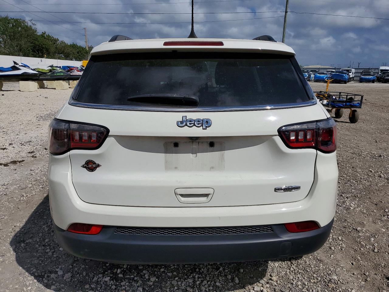 2021 Jeep Compass Latitude - zdjęcie 6