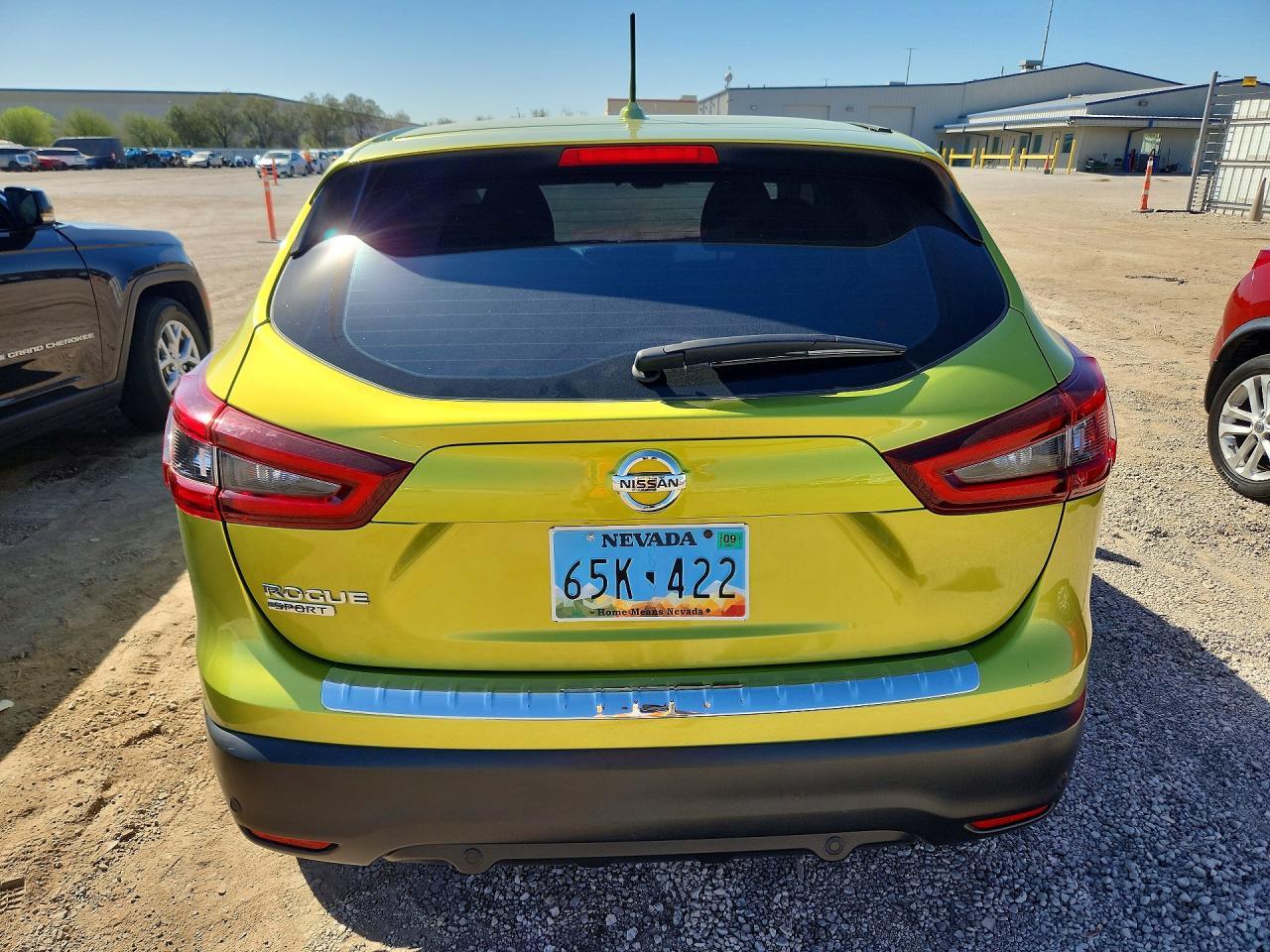 2020 Nissan Rogue Sport S - zdjęcie 6