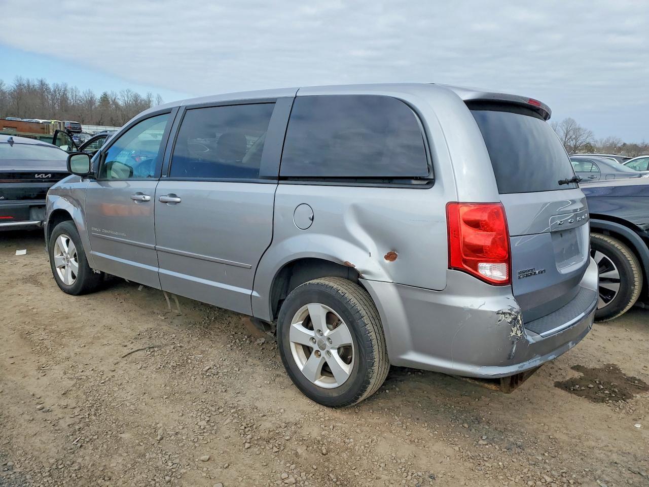 2013 Dodge Grand Caravan Se - zdjęcie 2