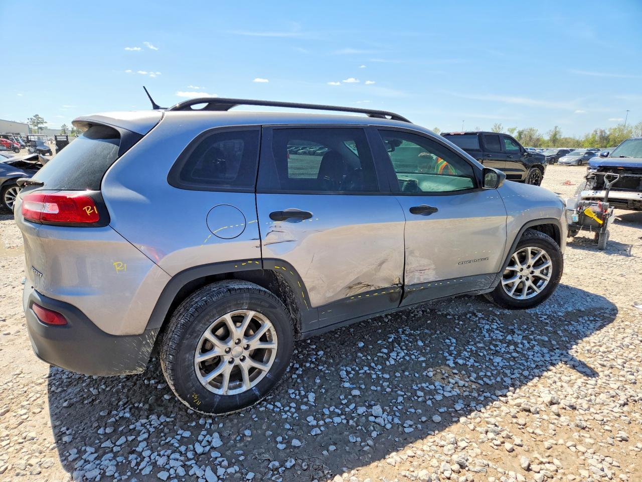 2015 Jeep Cherokee Sport - zdjęcie 3