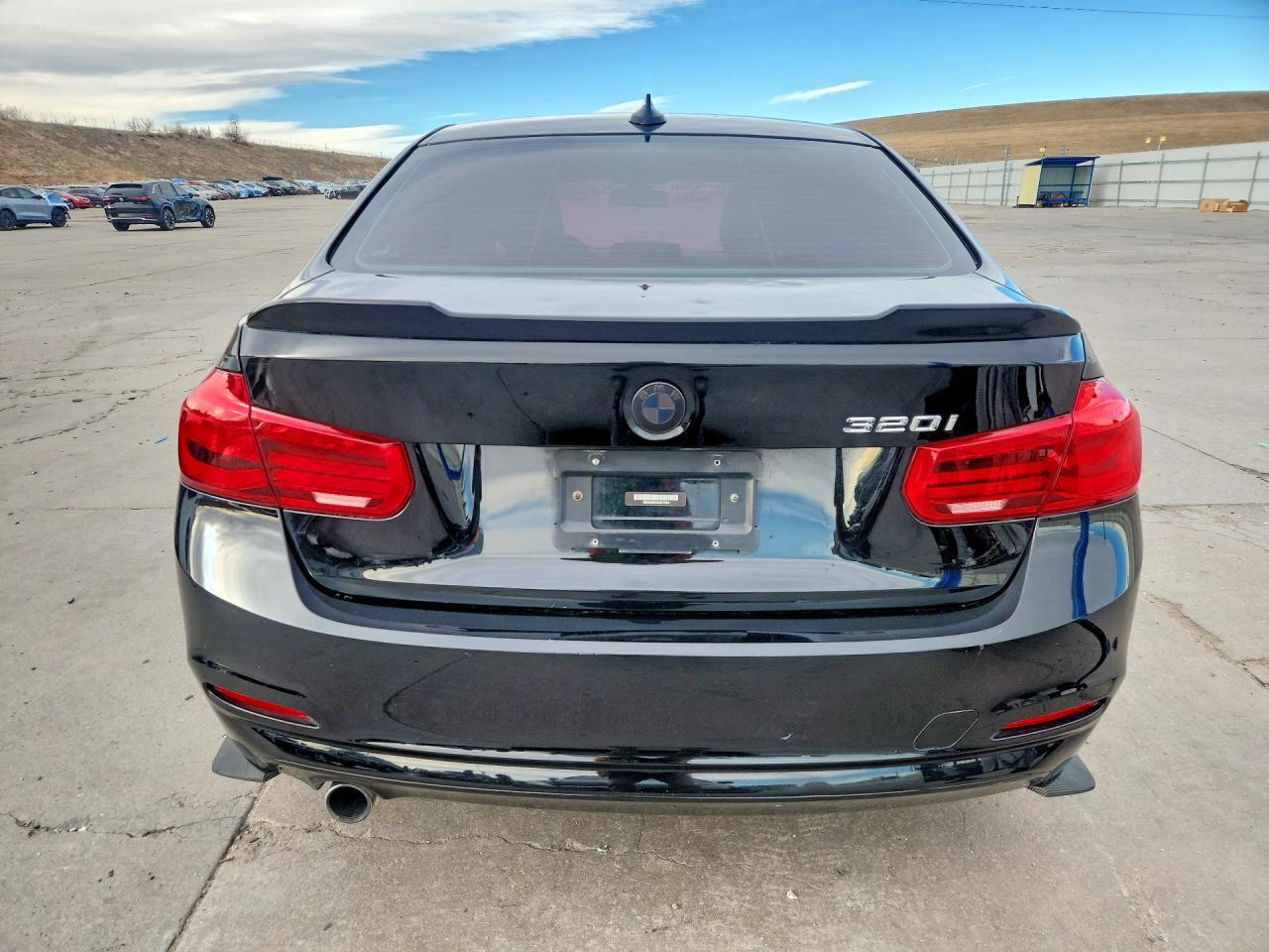 2016 BMW 320 I - zdjęcie 6