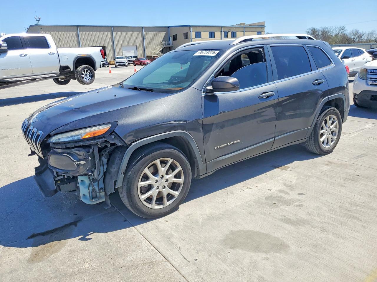 2016 Jeep Cherokee Latitude - zdjęcie główne