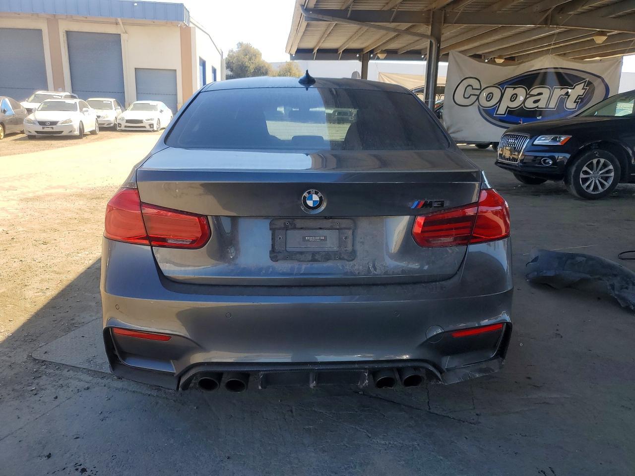 2017 BMW M3 - zdjęcie 6