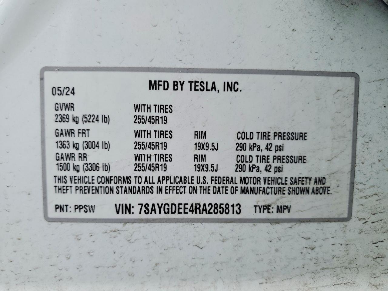 2024 Tesla Model Y - zdjęcie 12