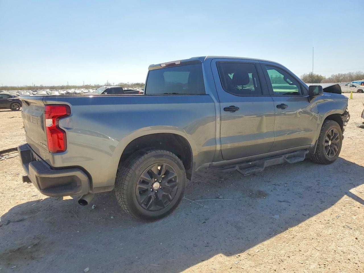 2021 Chevrolet Silverado C1500 Custom - zdjęcie 3