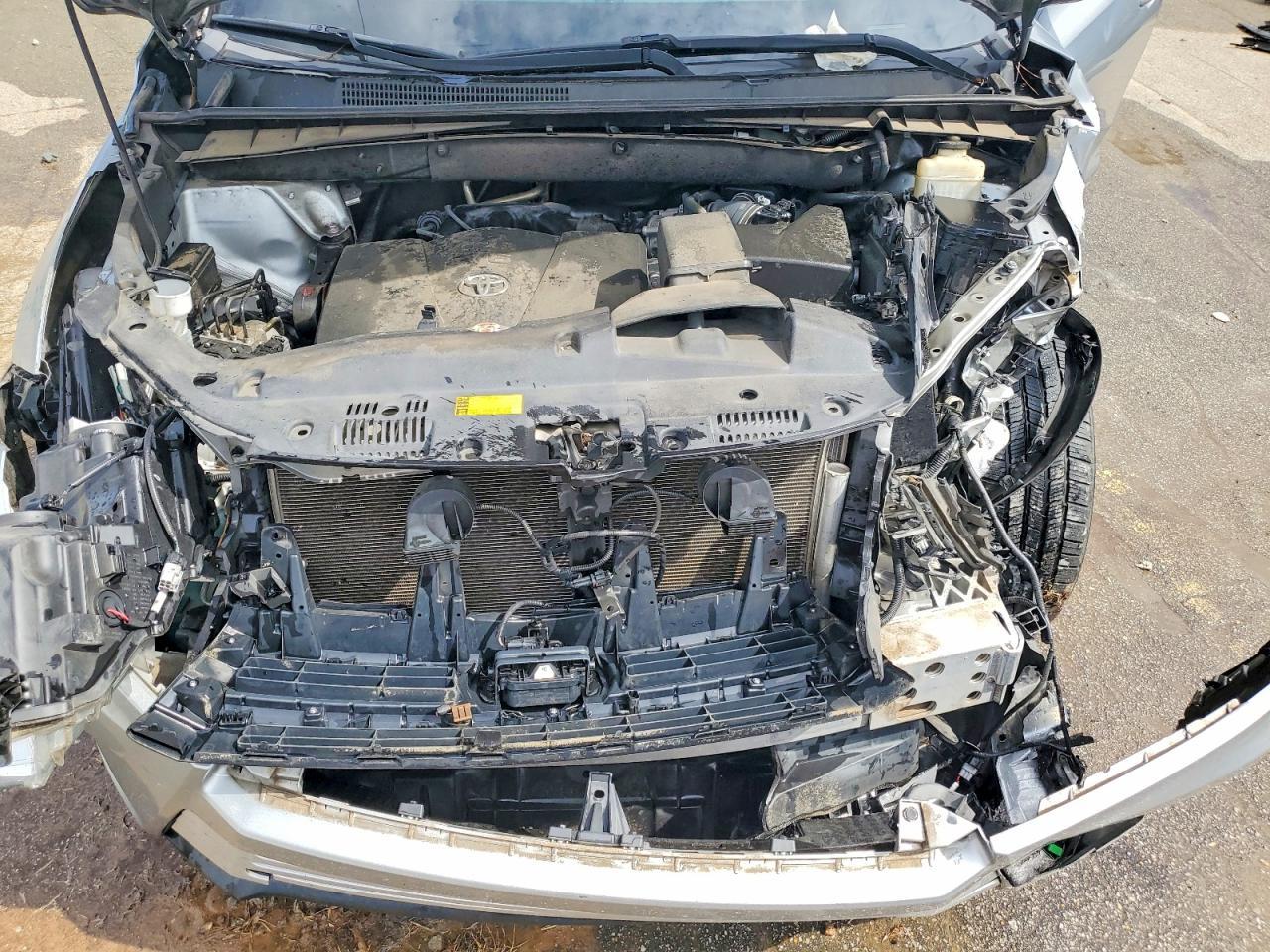 2018 Toyota Highlander Xle - zdjęcie 12