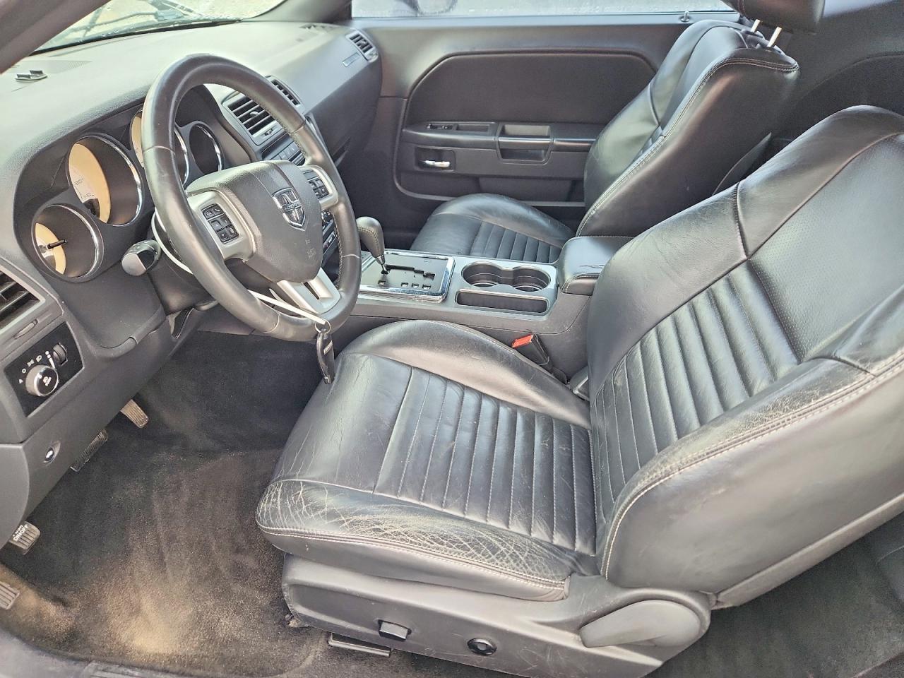 2014 Dodge Challenger Sxt - zdjęcie 7