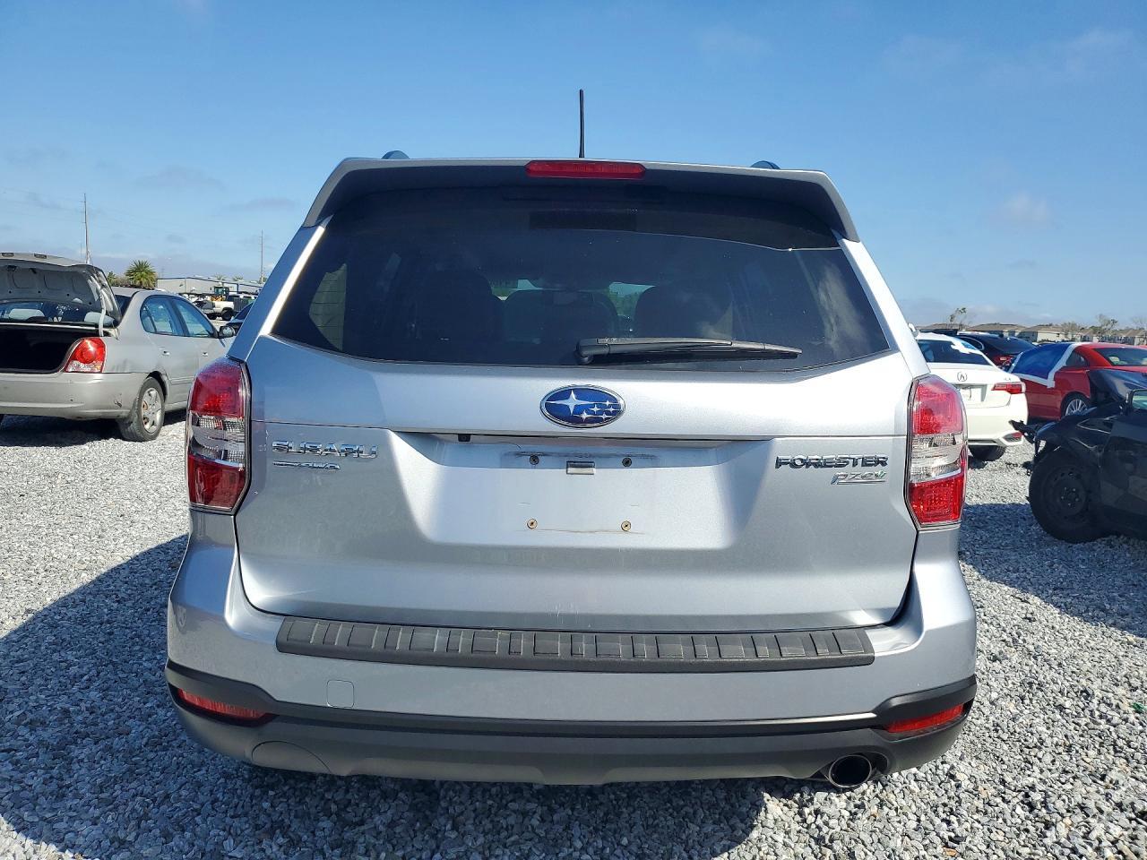 2014 Subaru Forester 2.5I Touring - zdjęcie 6