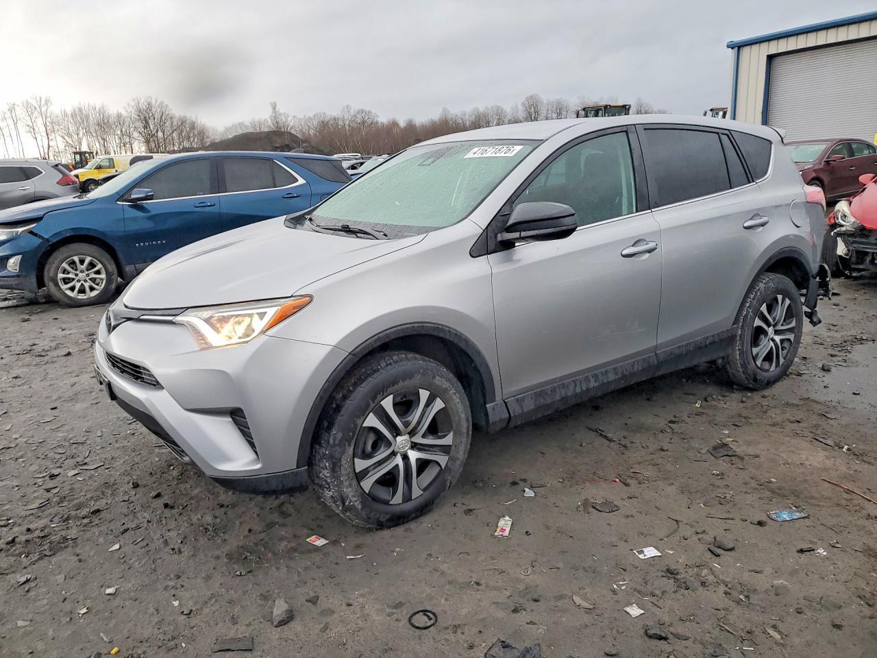2018 Toyota Rav4 Le - zdjęcie główne