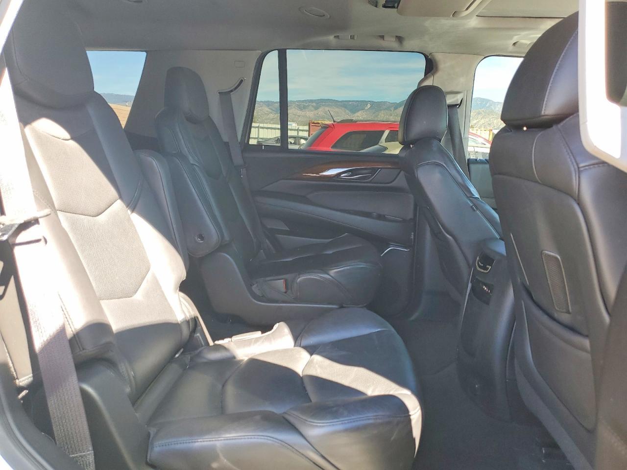 2015 Cadillac Escalade Premium - zdjęcie 11