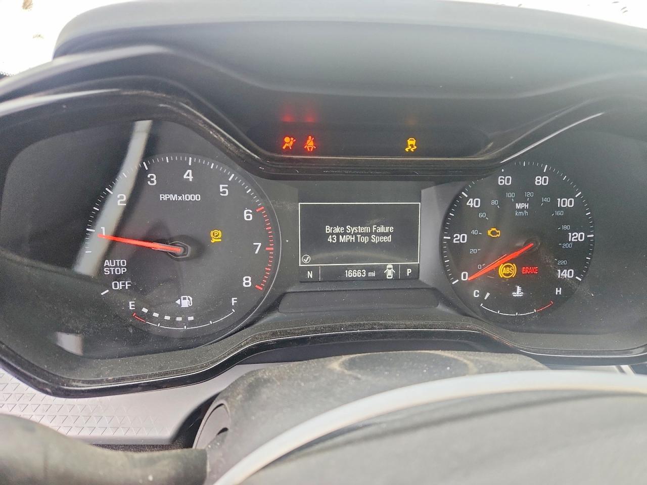 2025 Chevrolet Trax Ls - zdjęcie 9