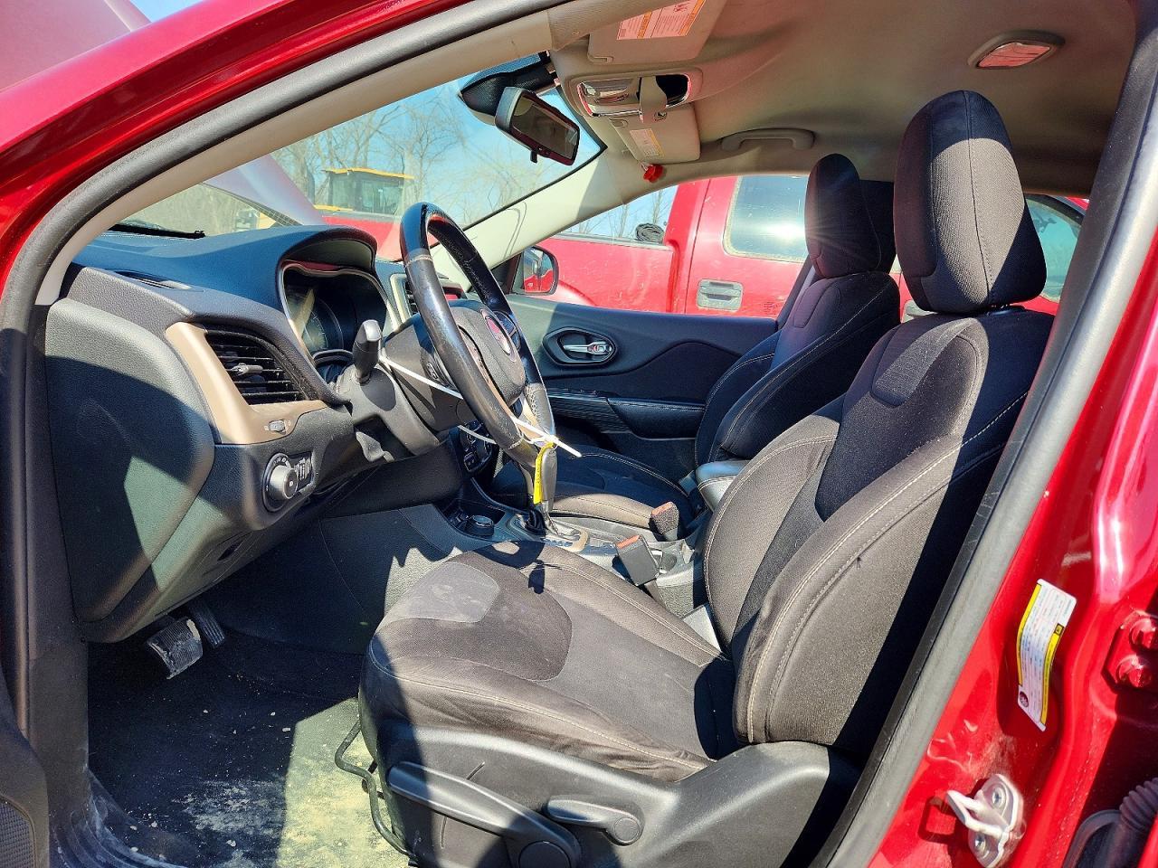 2015 Jeep Cherokee Latitude - zdjęcie 7