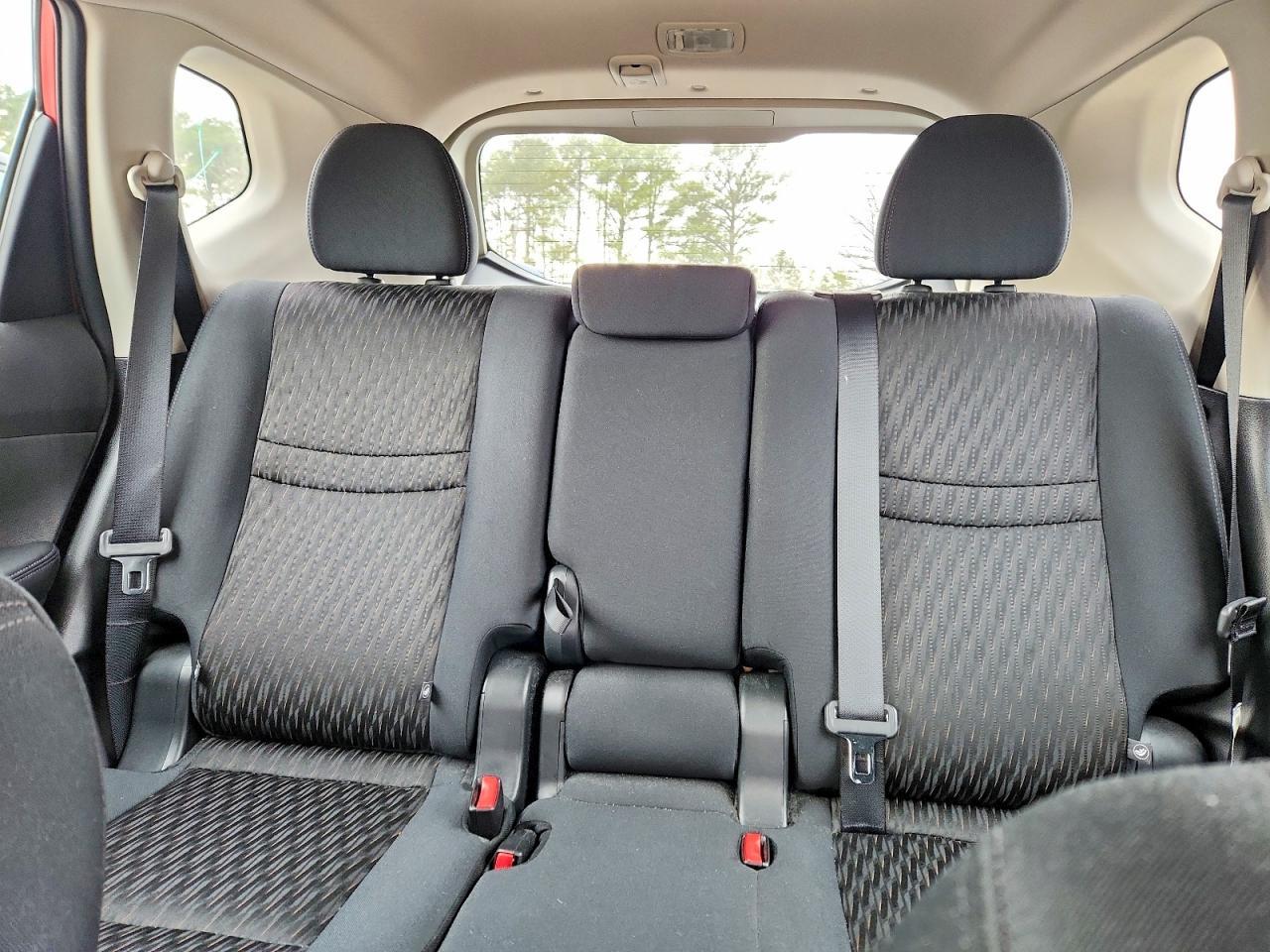 2017 Nissan Rogue S - zdjęcie 10