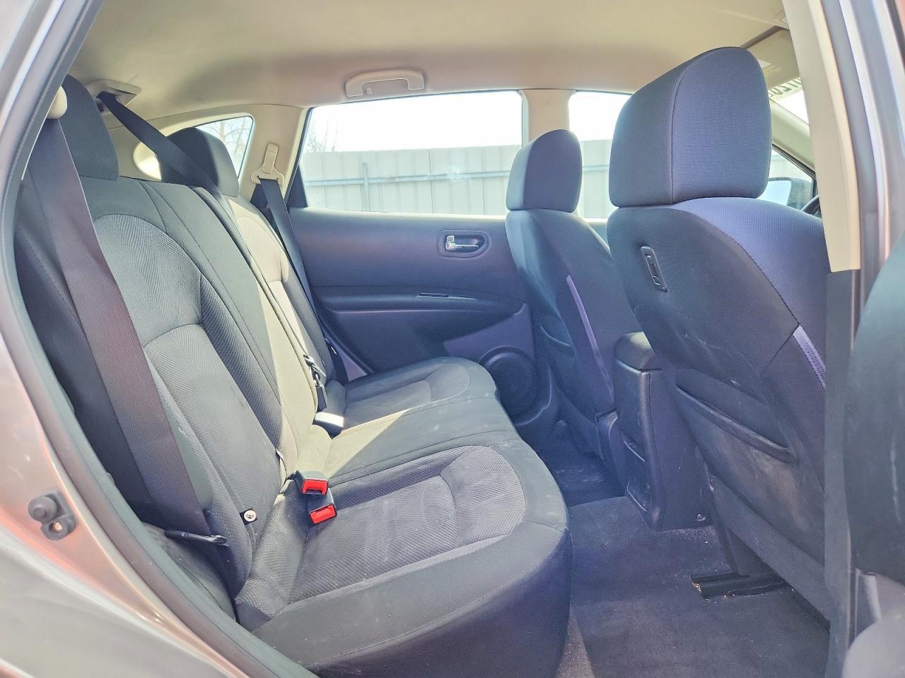 2013 Nissan Rogue S - zdjęcie 11